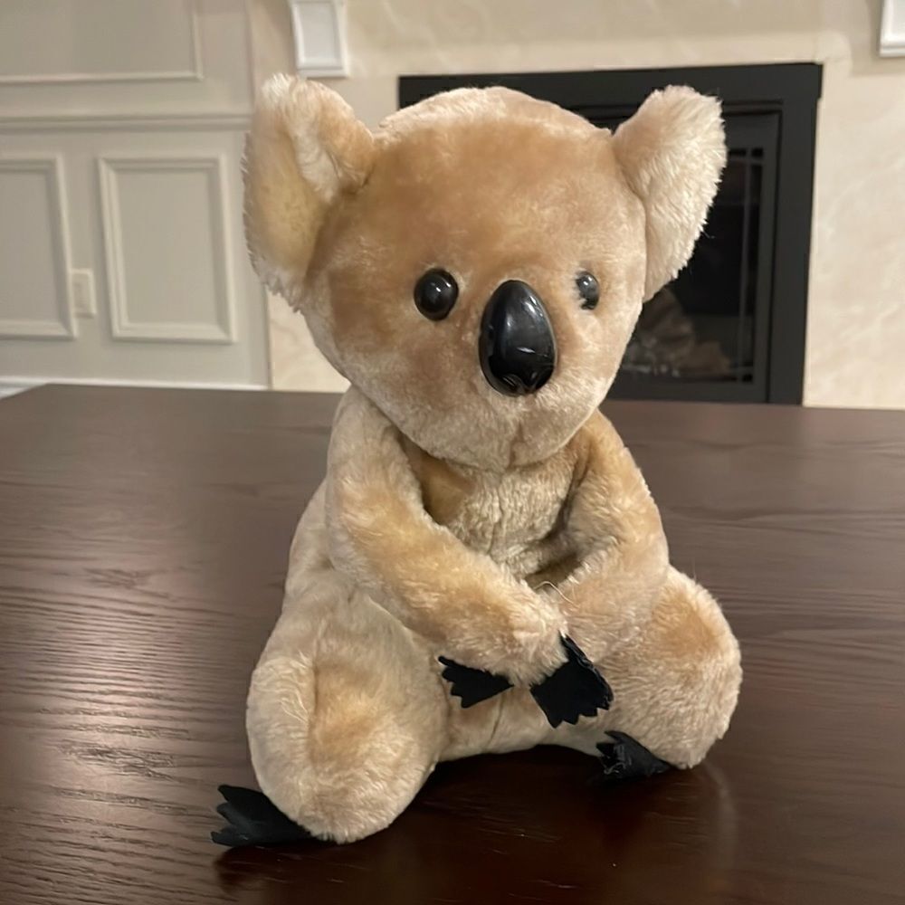 Vintage 1978 R Dakin Mama Koala Bear Plush Toy Stuffed Animal 10” Tall Great Co…